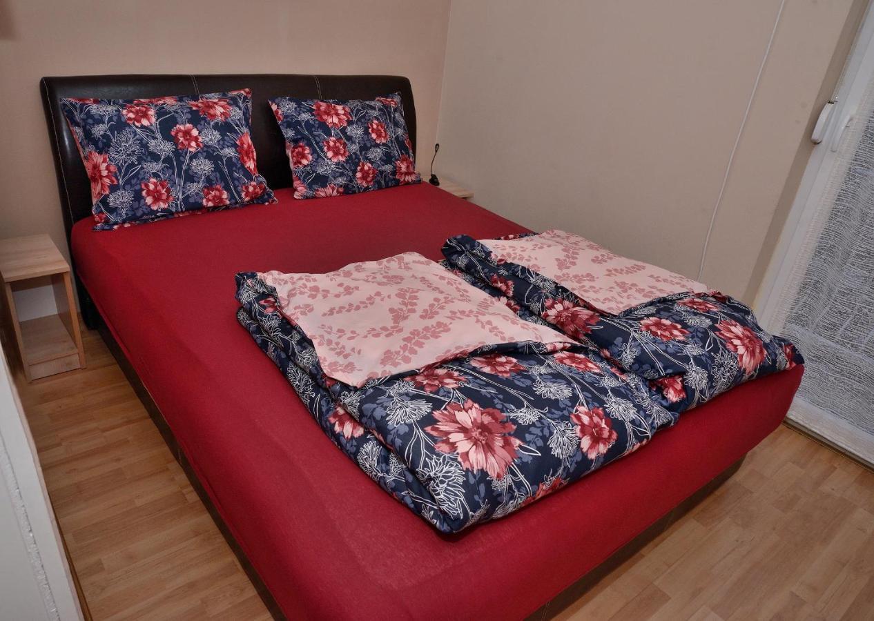 Apartman Ana Bečej エクステリア 写真