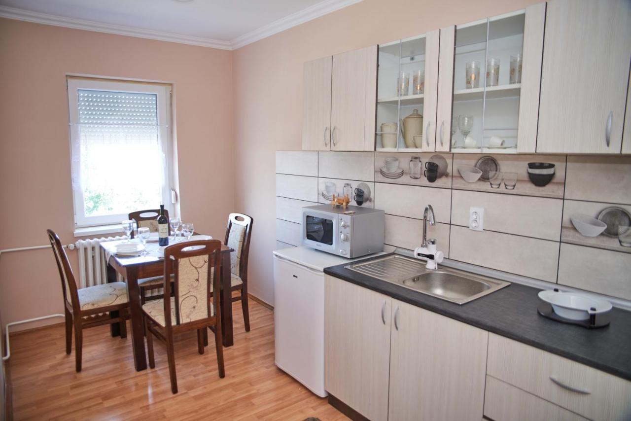 Apartman Ana Bečej エクステリア 写真